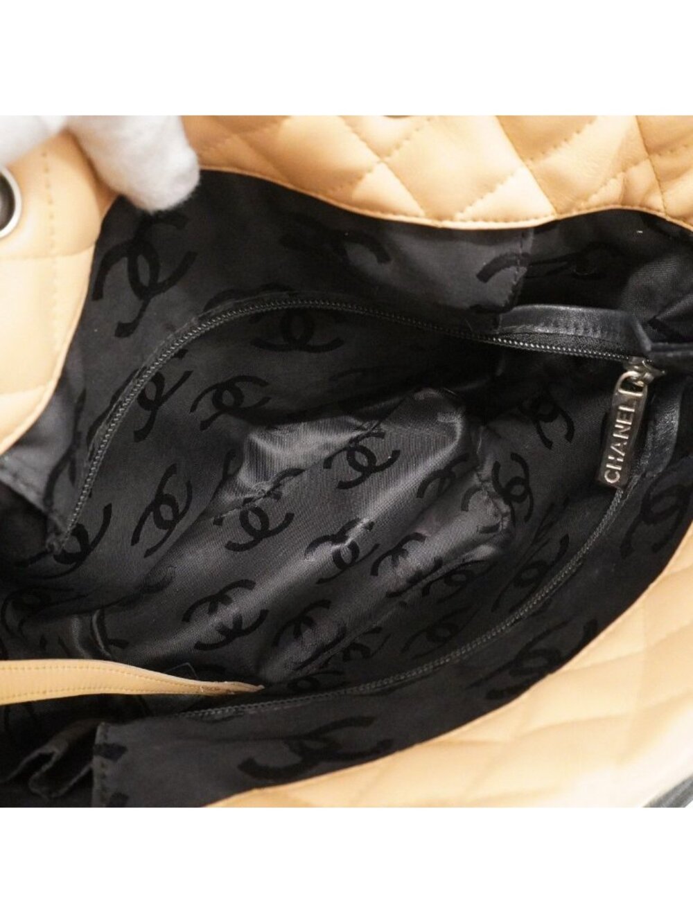 Chanel Tote Cambon Lambskin Beige Black Silver - Picture 4 of 10